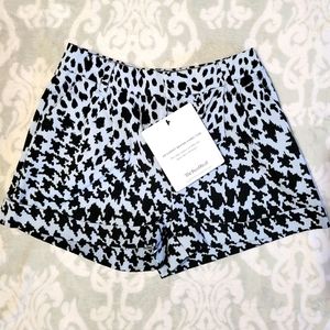 Alexander McQueen Shorts for Women 